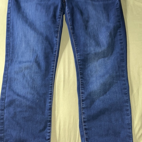 Universal thread - Picture 2 of 6